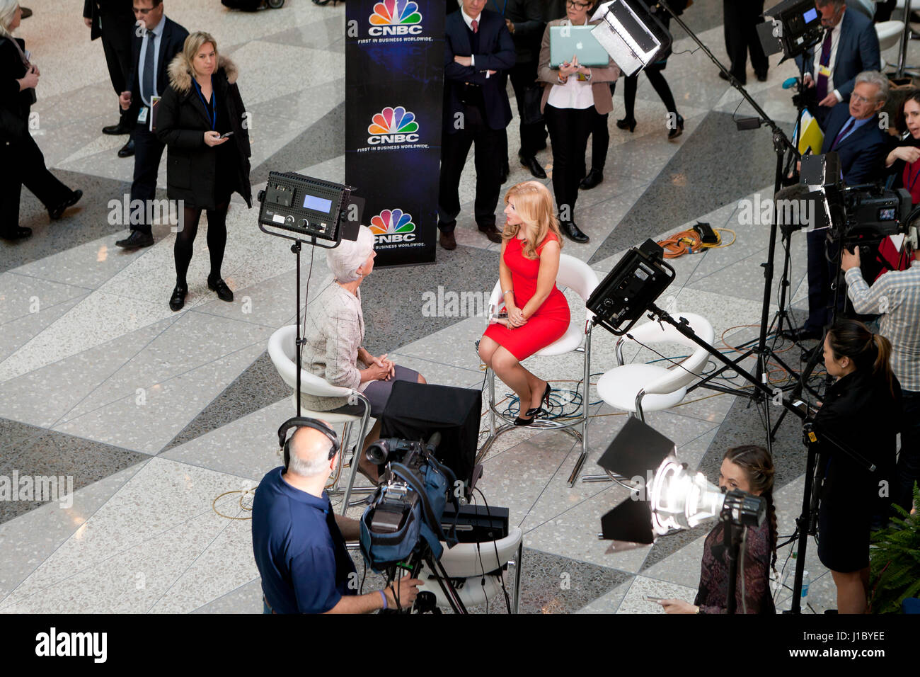 TV news intervista insieme dal di sopra - USA Foto Stock