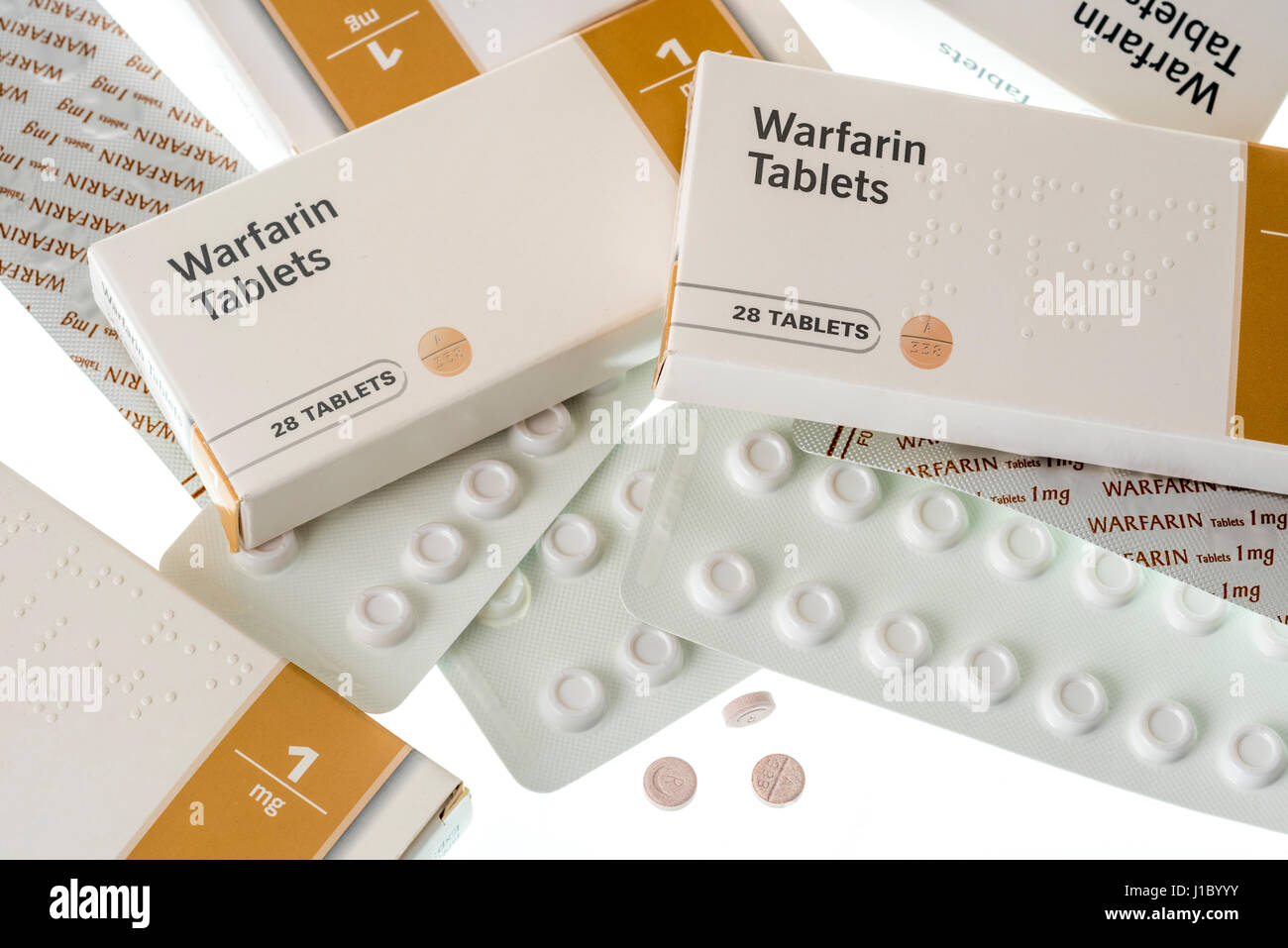 Il Warfarin compresse usato per trattare o prevenire la formazione di coaguli di sangue nelle vene o arterie, che possono ridurre il rischio di ictus o attacchi di cuore. Foto Stock