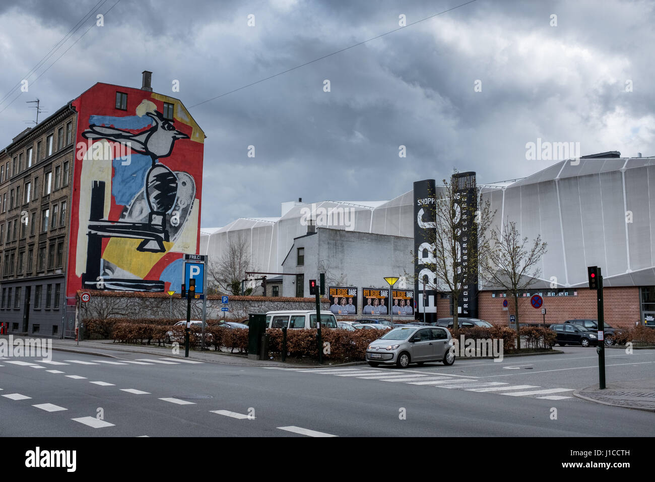 Murale colorato da Frederiksberg Shopping Centre, Copenhagen, Danimarca Foto Stock