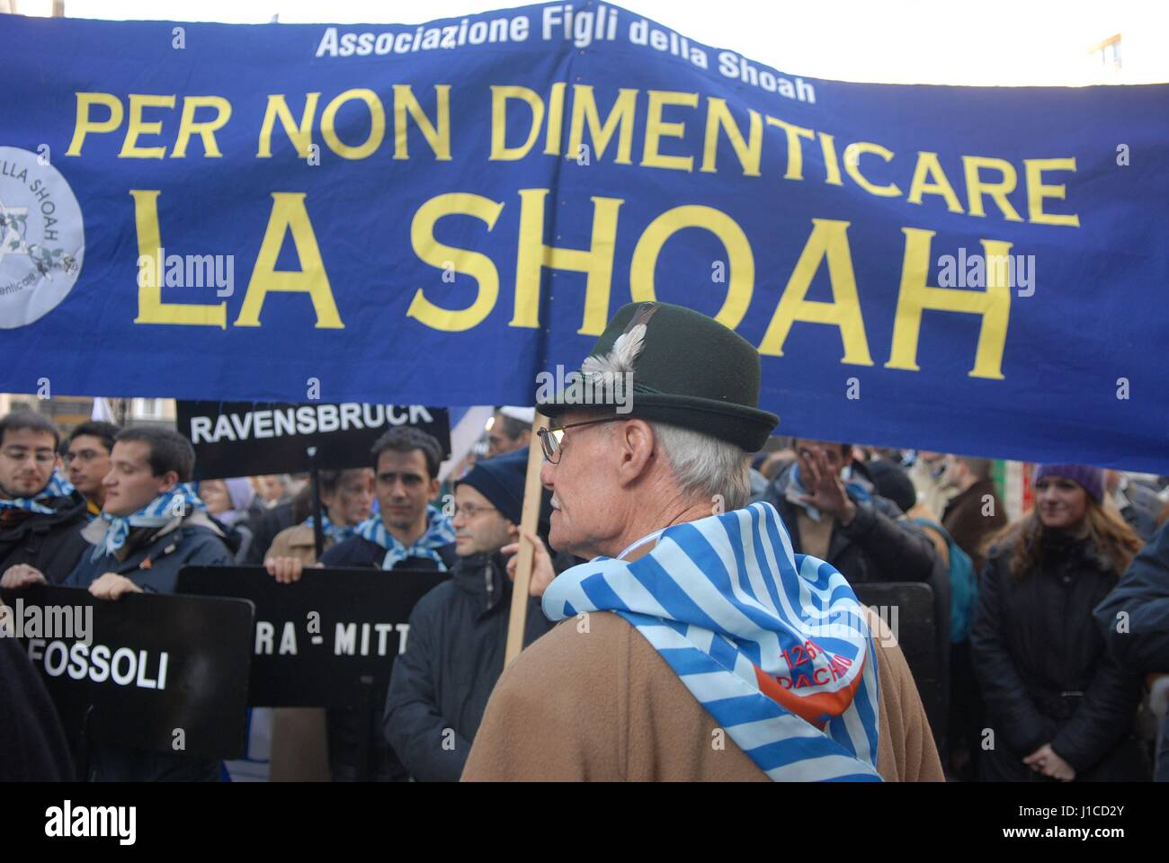Milano (Italia), 'Memory giorno", manifestazione in ricordo dei deportati nei campi di concentramento nazisti Foto Stock