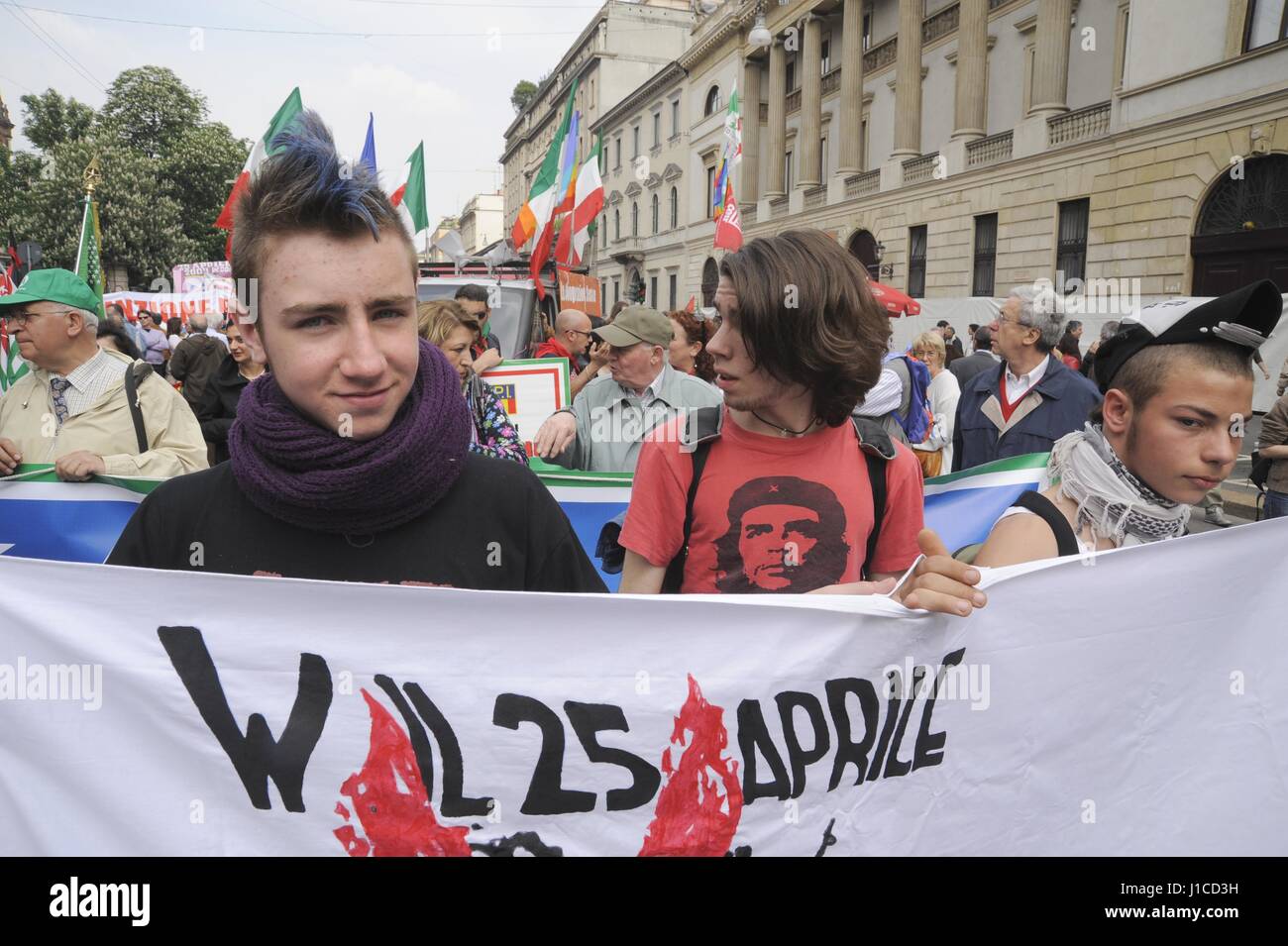 Il XXV Aprile si celebra ogni anno in tutta Italia con feste e manifestazioni per ricordare la liberazione dal nazi-fascismo. Foto Stock