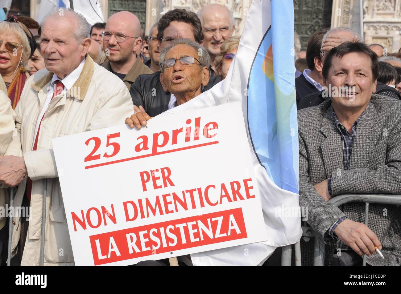 Il XXV Aprile si celebra ogni anno in tutta Italia con feste e manifestazioni per ricordare la liberazione dal nazi-fascismo. Foto Stock