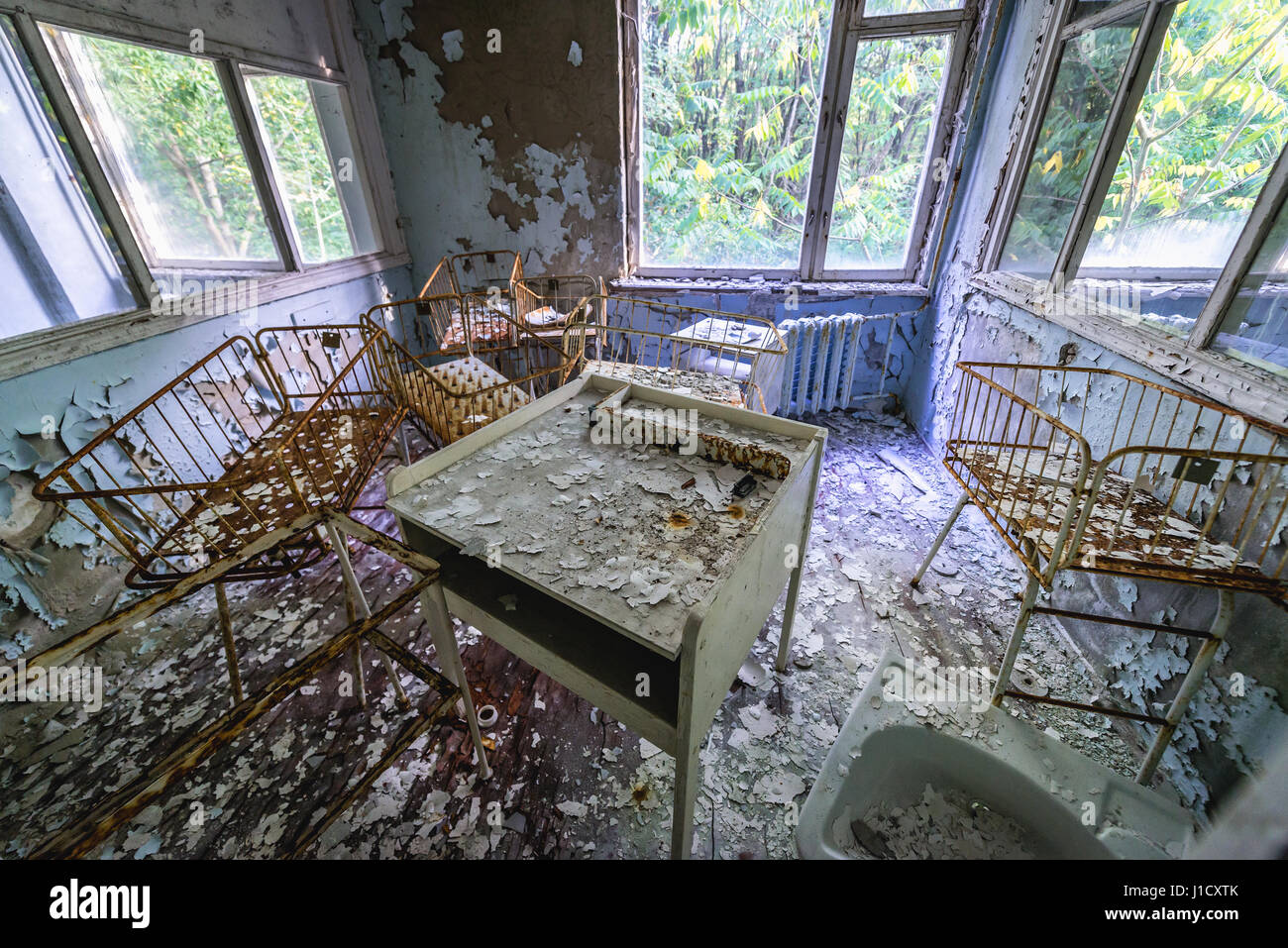 Reparto di maternità in ospedale n. 126 di pripjat città fantasma, la centrale nucleare di Cernobyl la zona di alienazione intorno al reattore nucleare disastro, Ucraina Foto Stock