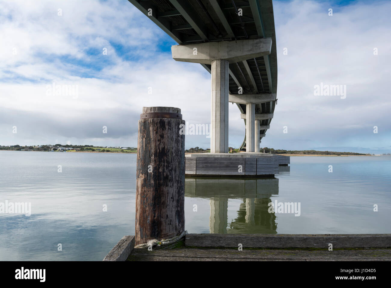 Goolwa Wharf e il ponte che porta a Hindmarsh Island, in Sud Australia. Parte della penisola di Fleurieu. Foto Stock