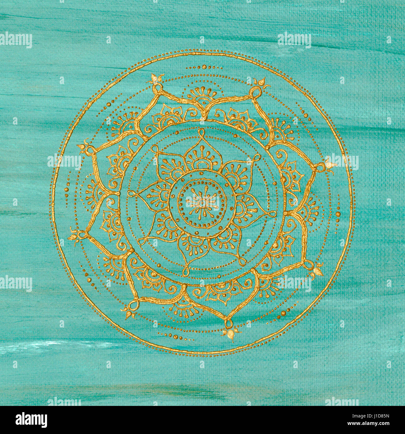 Golden mandala su sfondo turchese Foto Stock