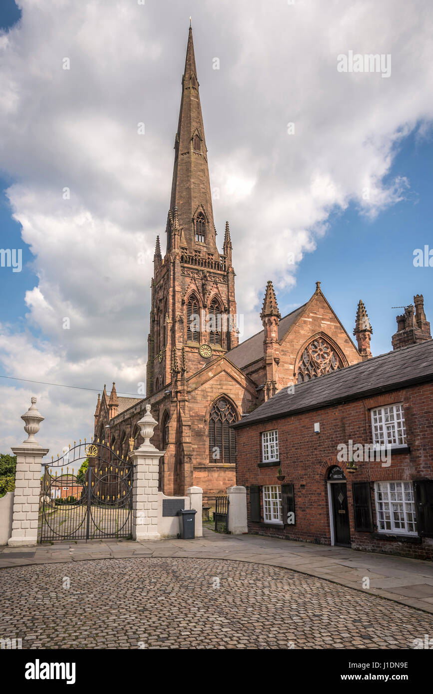 San Elphin chiesa parrocchiale di Warrington. La chiesa è designato dal patrimonio Inglese come un edificio classificato Grade II Warrington Cheshire Nord Ovest Engla Foto Stock