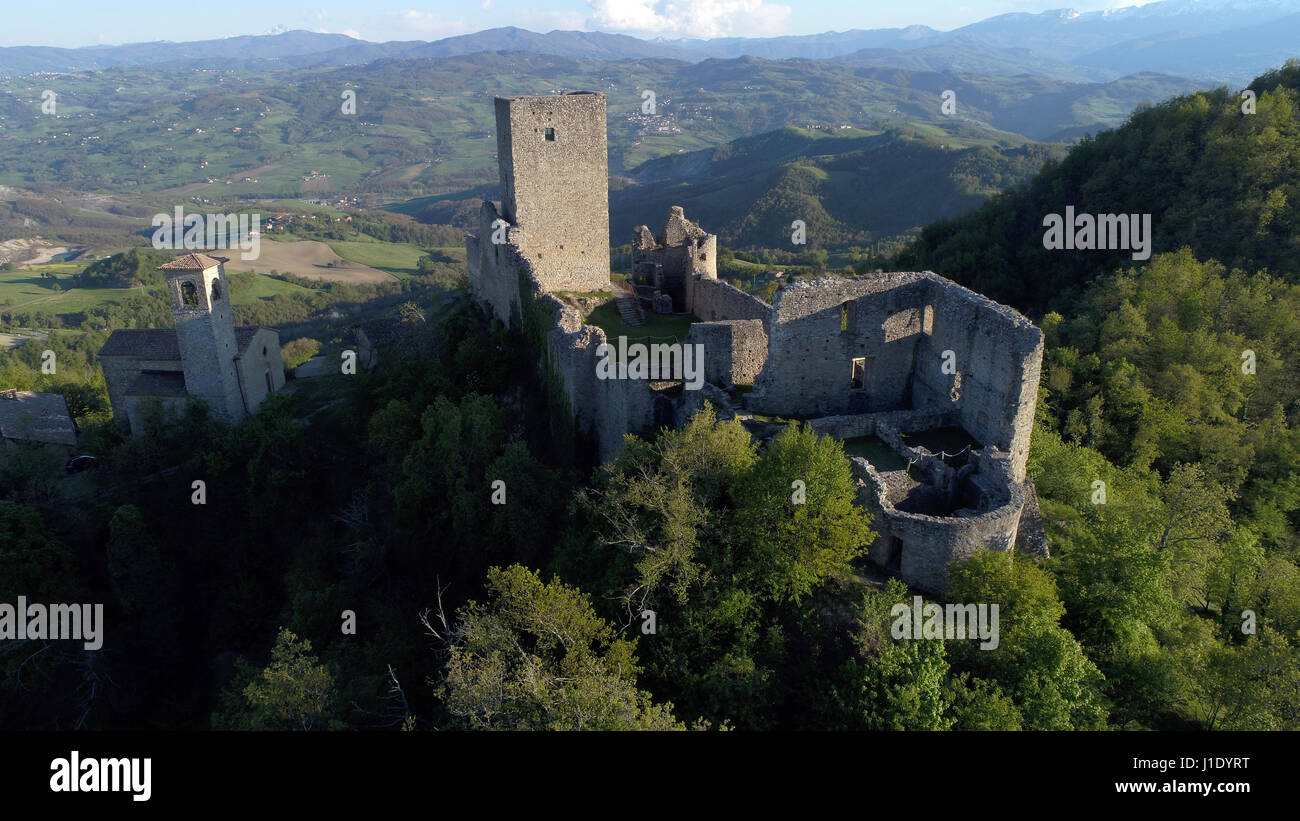 Il castello di Carpineti in Matilde di Canossa passeggiate in Reggio Emilia colline in Italia la Regione Emilia Romagna Foto Stock