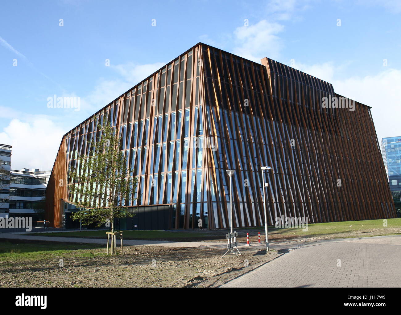 Nuova Accademia di Energia Europa edificio in corrispondenza di Zernike campus universitario, Groningen, Paesi Bassi Foto Stock