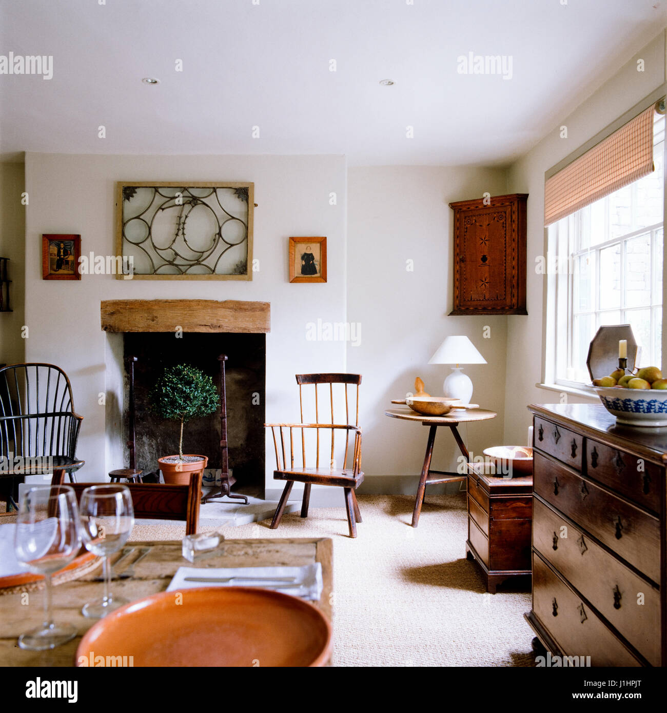 Stile rustico soggiorno e sala da pranzo. Foto Stock