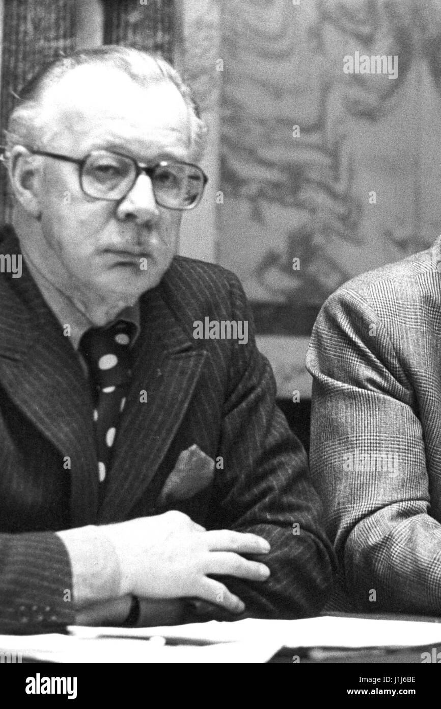 Una libreria foto di Sir Charles Villiers, presidente della British Steel Corporation, che era la destinazione di una lettera bomba che è stato scoperto oggi. Foto Stock