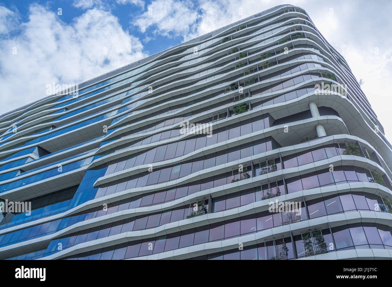 Melbourne, Australia - 1 Aprile 2017: frammento di un alto edificio di uffici in Melbourne CBD Foto Stock