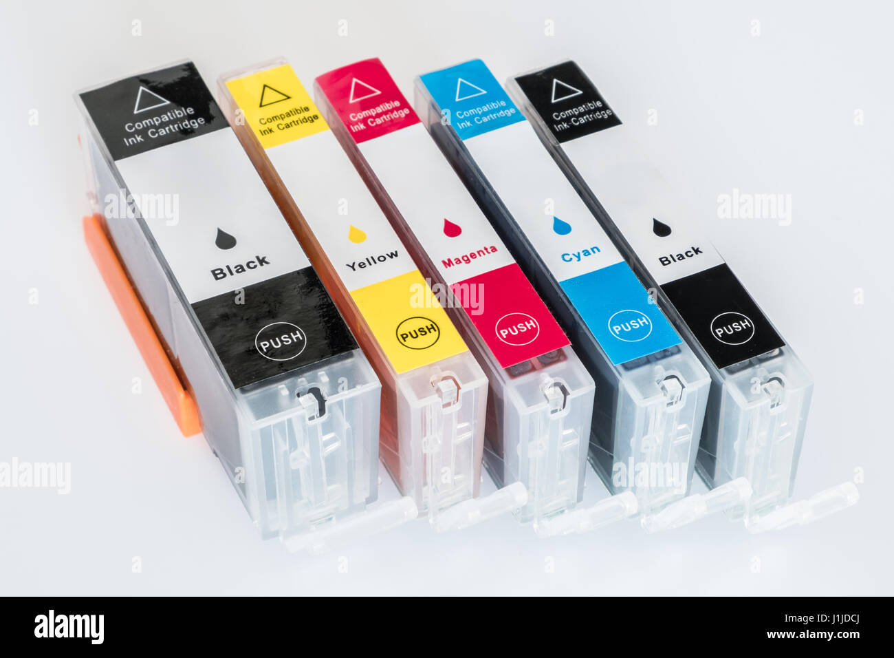 Cartuccia di inchiostro isolati su sfondo bianco - CMYK Foto Stock