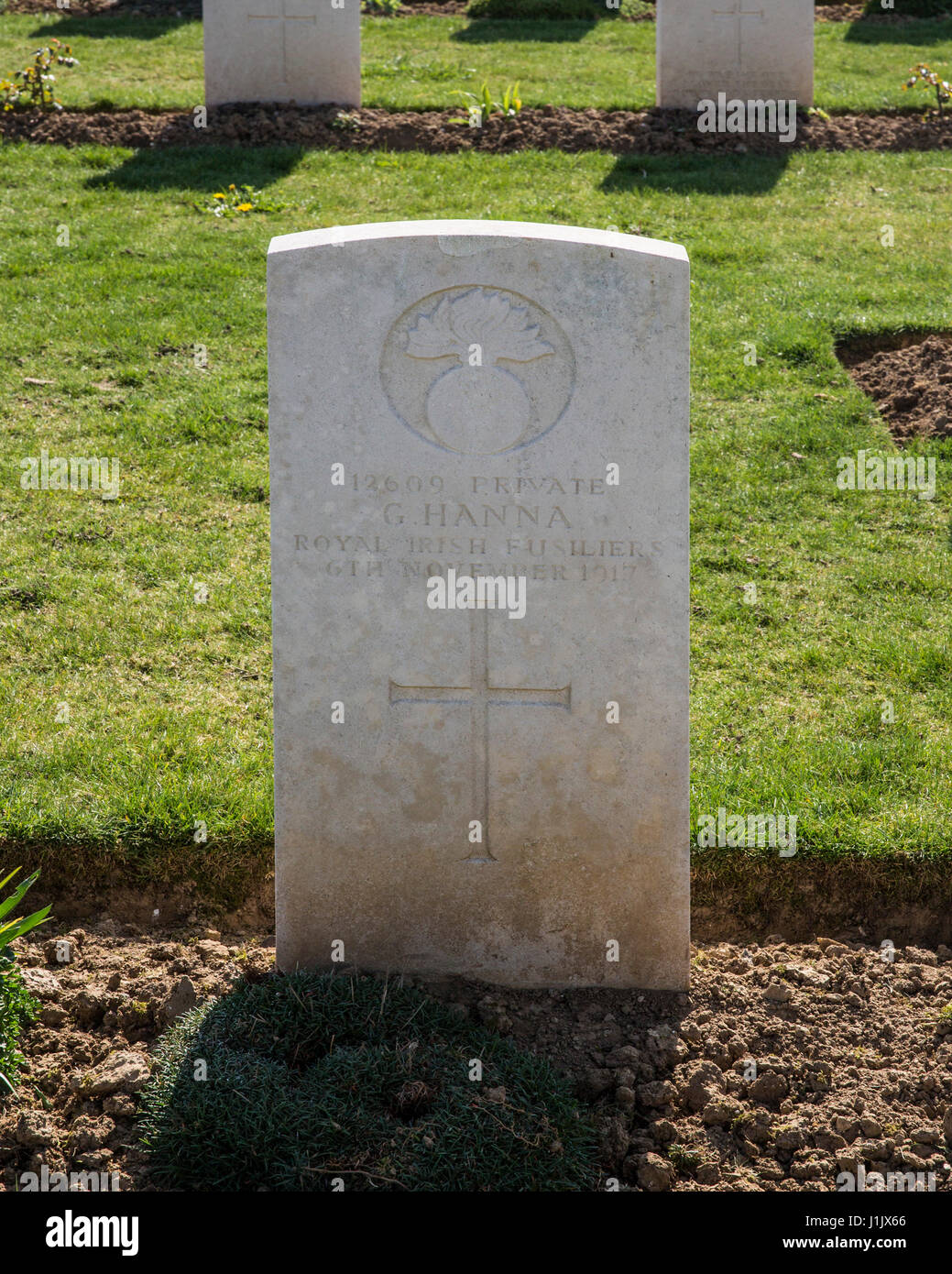 Tomba di Pte G Hanna Royal Irish Fusiliers, giustiziato per diserzione 1917 Foto Stock