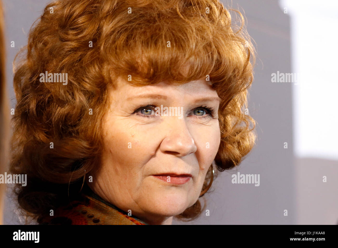 Barcellona, Spagna. 22 apr, 2017. L'attrice Beverley Elliott dal cast della serie televisiva "una volta" durante un Fan event a Barcellona, sabato 22 aprile 2017 Credit: Gtres Información más Comuniación on line,S.L./Alamy Live News Foto Stock