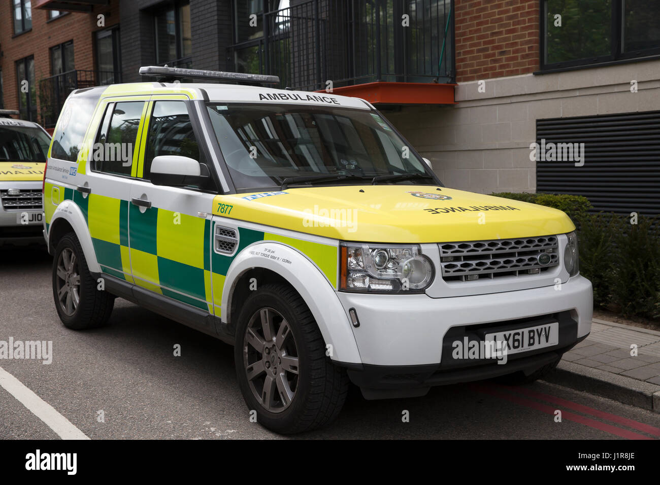 Londra servizio ambulanza Land Rover parcheggiata Foto Stock