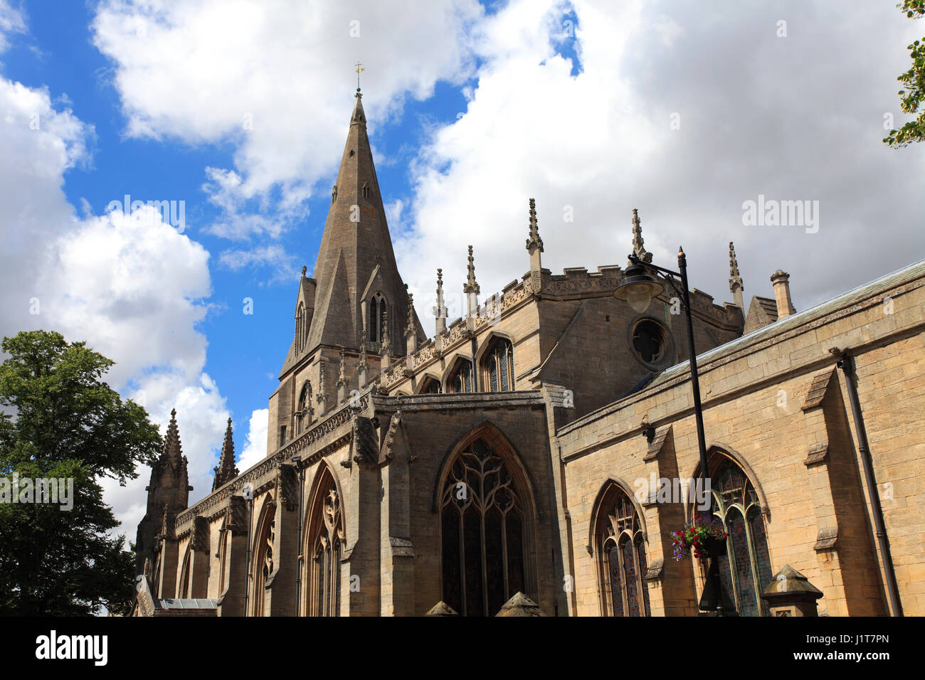 St Denys Chiesa, Sleaford città mercato, Lincolnshire, England, Regno Unito Foto Stock