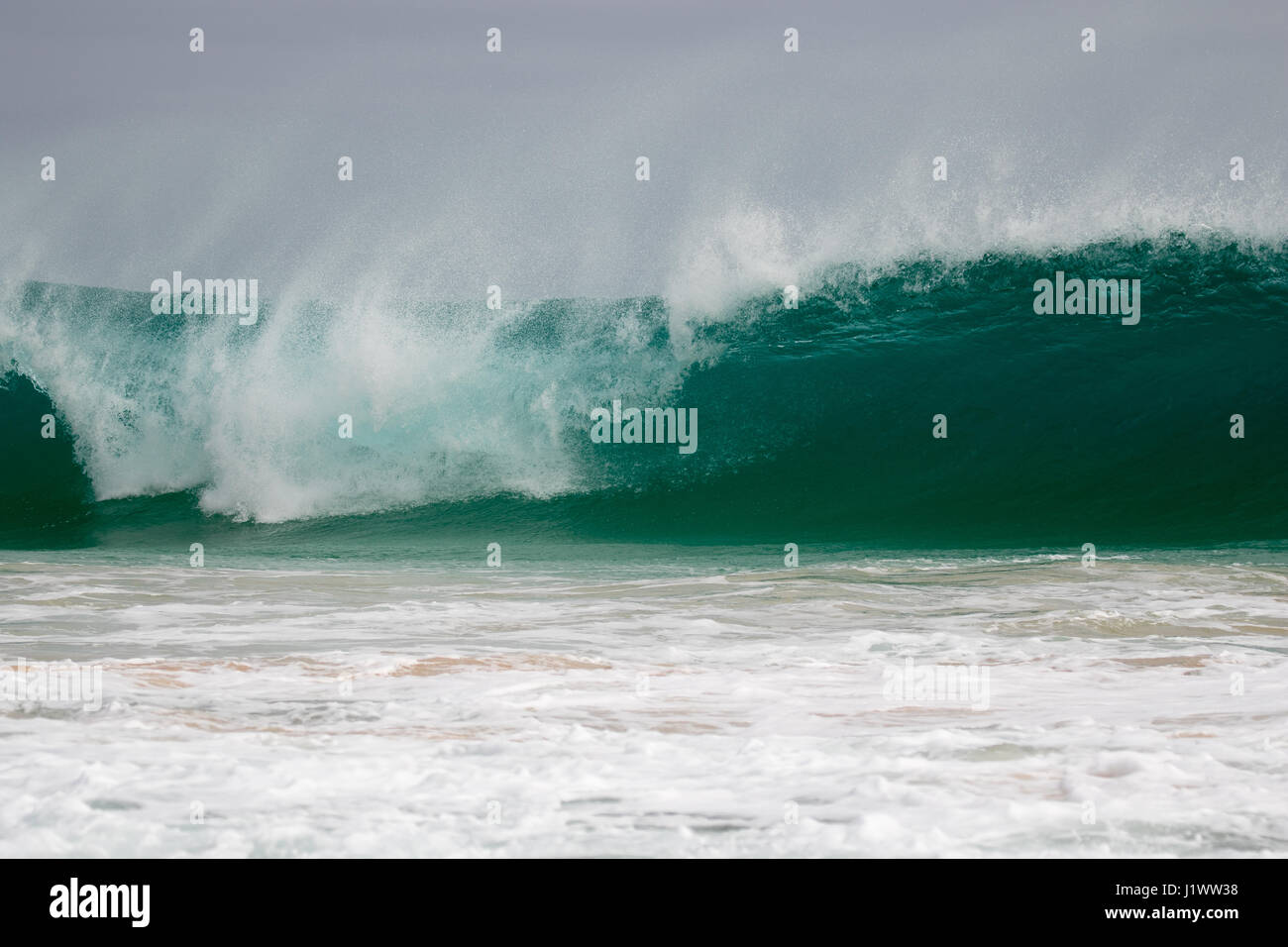 Giant Wave colpisce la costa di Boa Vista, Capo Verdi Foto Stock