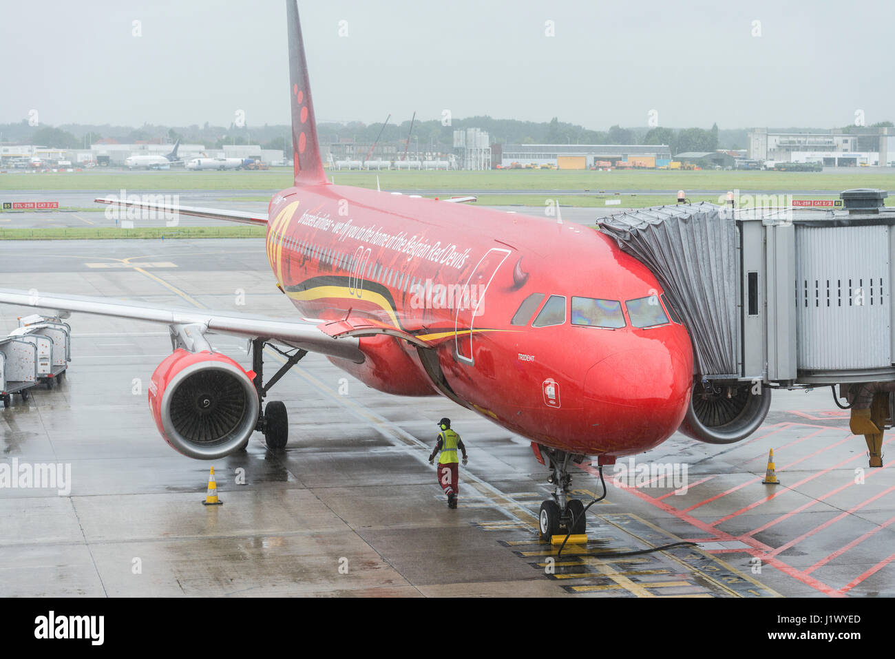 Belga diavoli rossi aereo all'aeroporto di Bruxelles Foto Stock