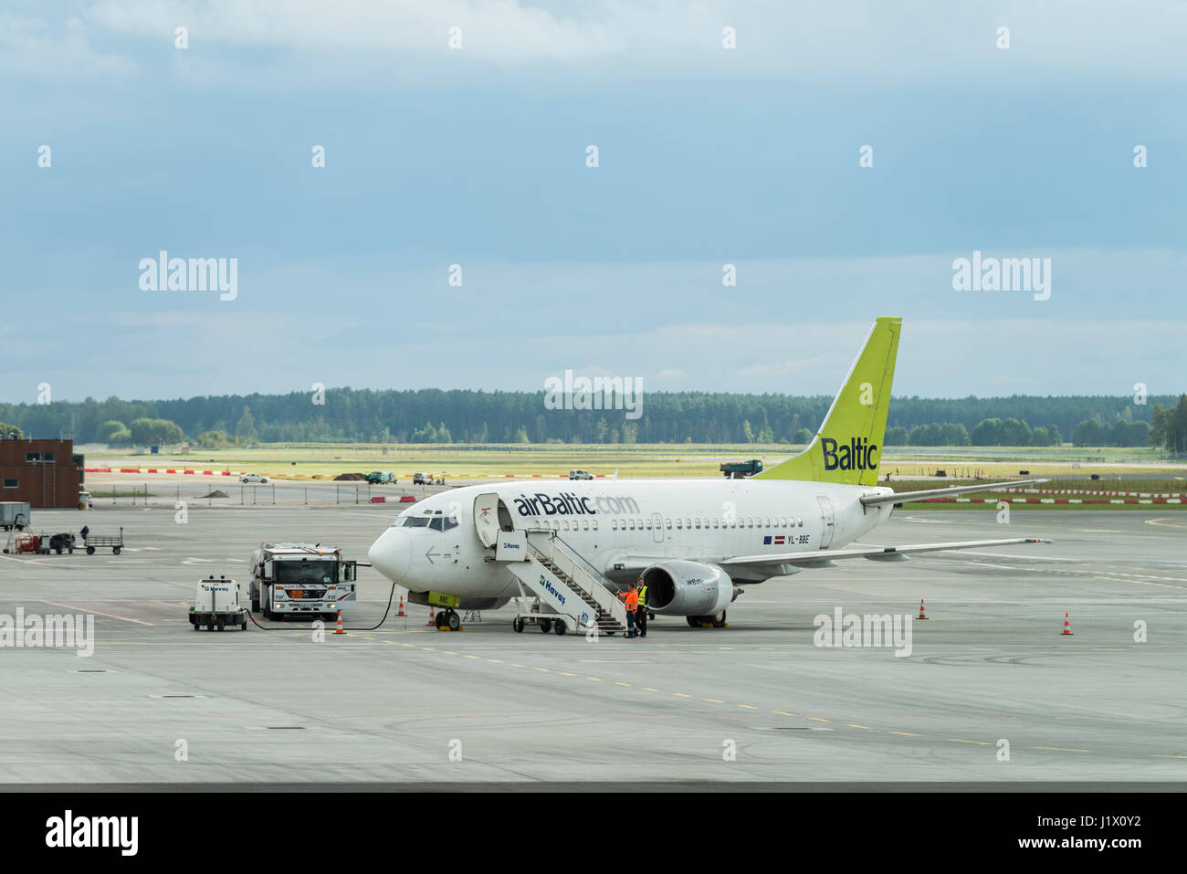 AirBaltic Boeing presso l'Aeroporto di Riga Foto Stock