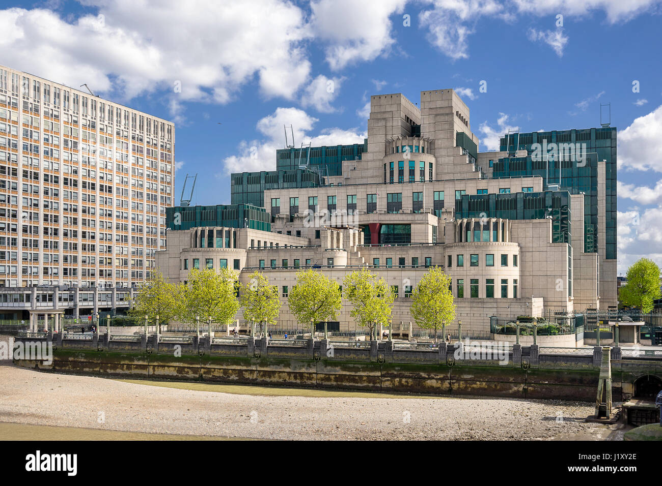 British Secret Intelligence Service di MI6 a Londra Foto stock - Alamy