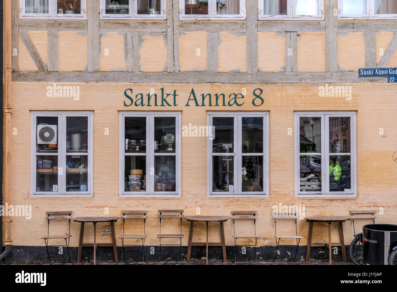 Vecchia casa cittadina nel centro storico di Copenaghen, Danimarca e Scandinavia Foto Stock