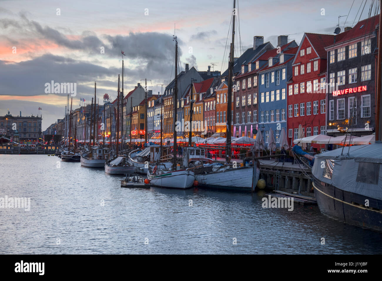 Nyhavn, Copenhagen, Danimarca e Scandinavia Foto Stock