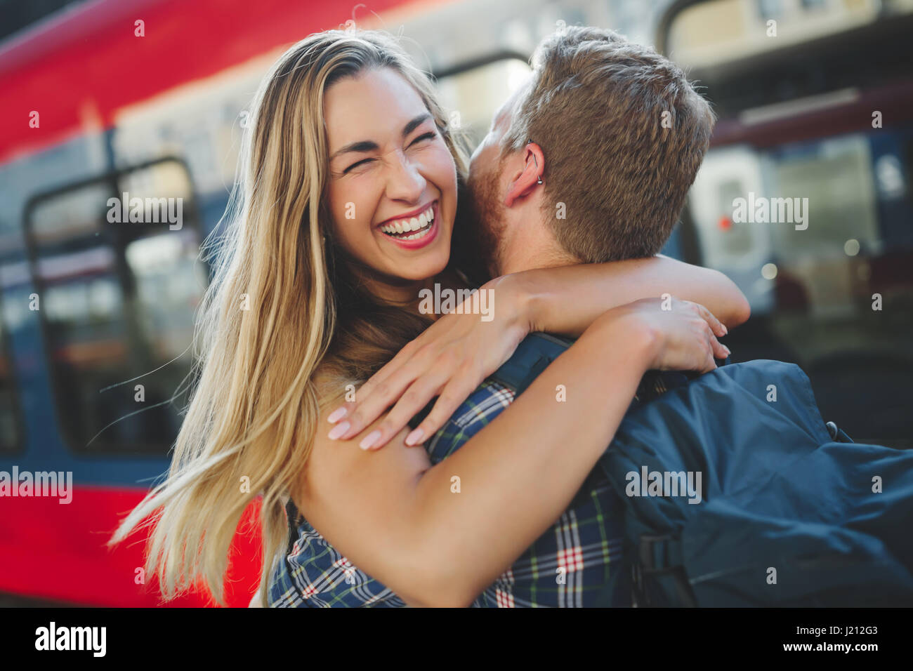Matura in amore incontro nuovamente dopo separazione lunga Foto Stock
