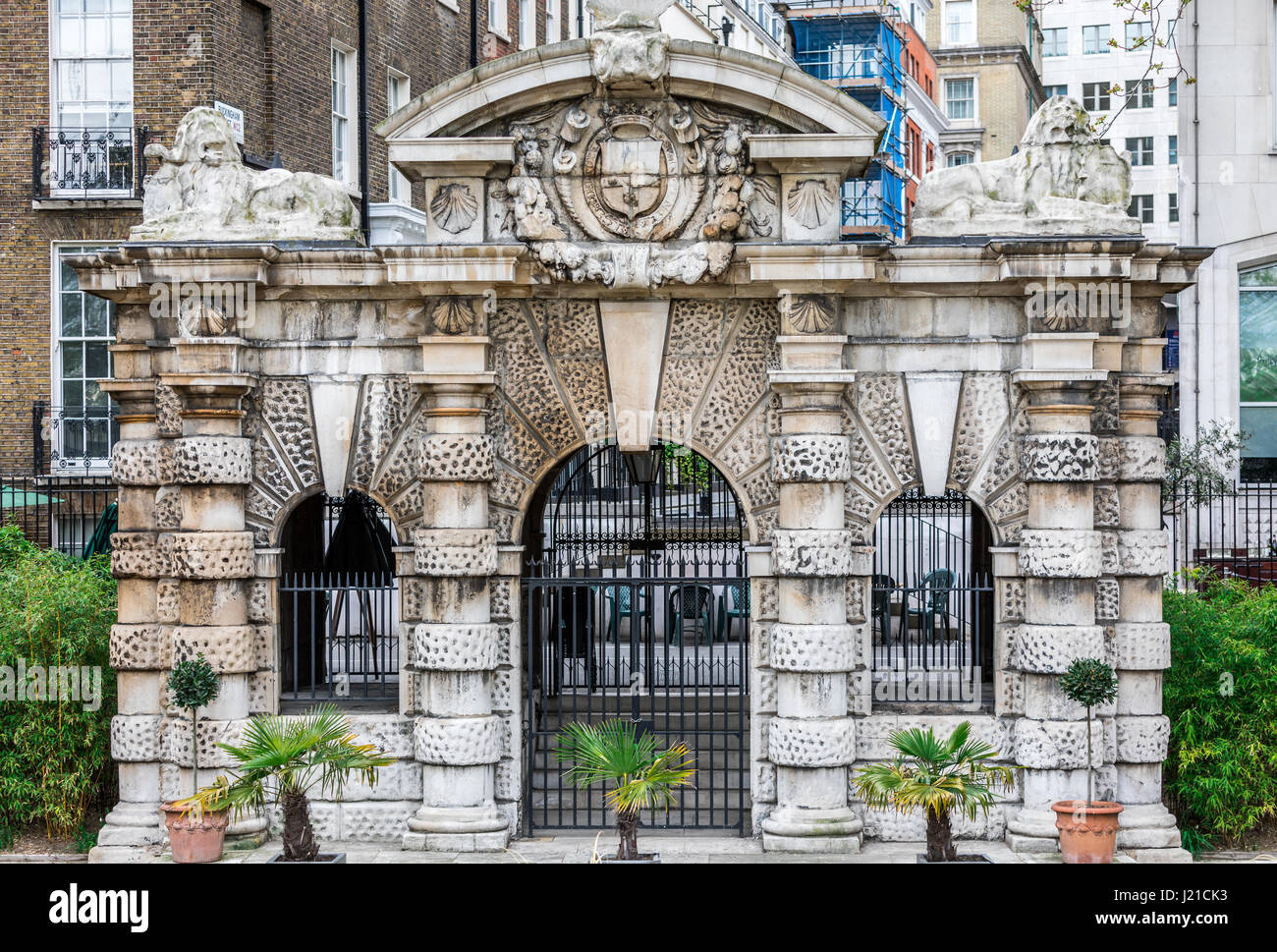 Tempio o elaborare il portellone in Londra Foto Stock
