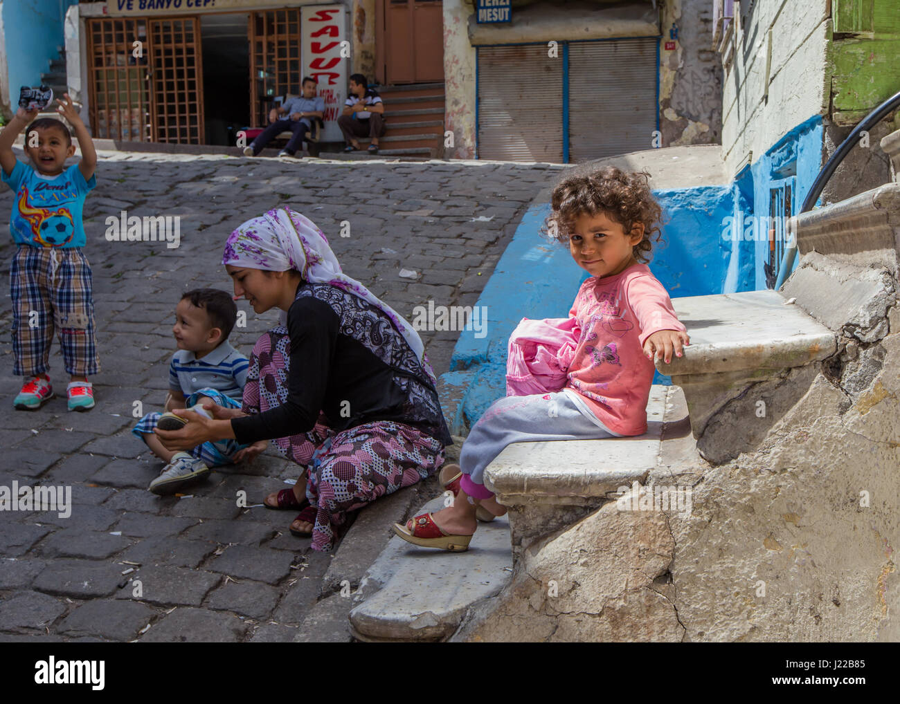 Foulard per bambini immagini e fotografie stock ad alta risoluzione - Alamy