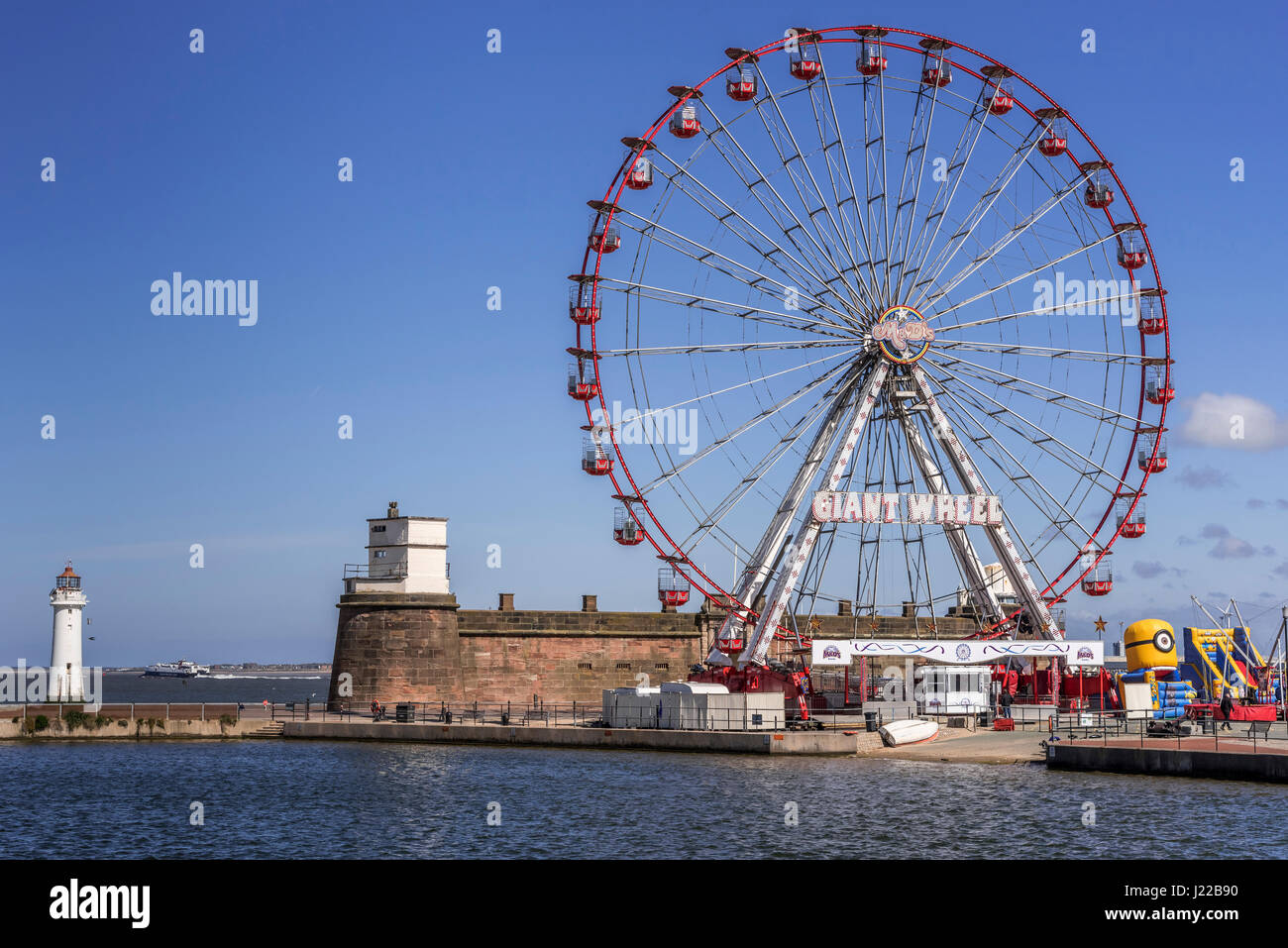 Ruota grande attrazione a Fort Pesce persico Rock New Brighton. Foto Stock