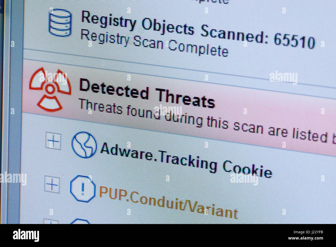 Adware / Malware risultato dello scanner sullo schermo del computer - USA Foto Stock