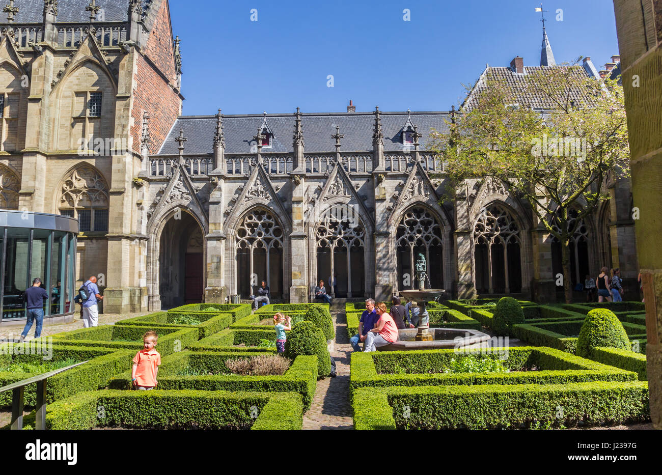 Il cortile della chiesa del duomo di Utrecht, Olanda Foto Stock