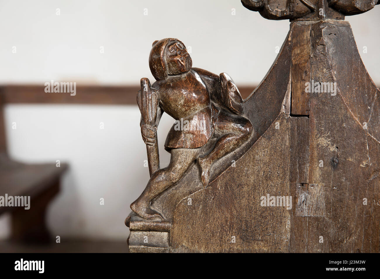 Banco di Pew fine sculture medievali, Thurgaton Chiesa, Norfolk Foto Stock