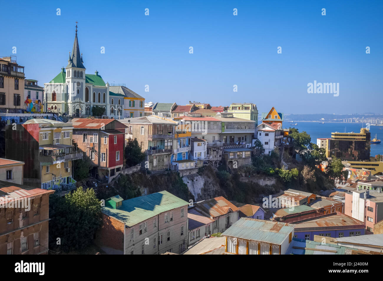La colorata Vecchia case nella città di Valparaiso, Cile Foto Stock