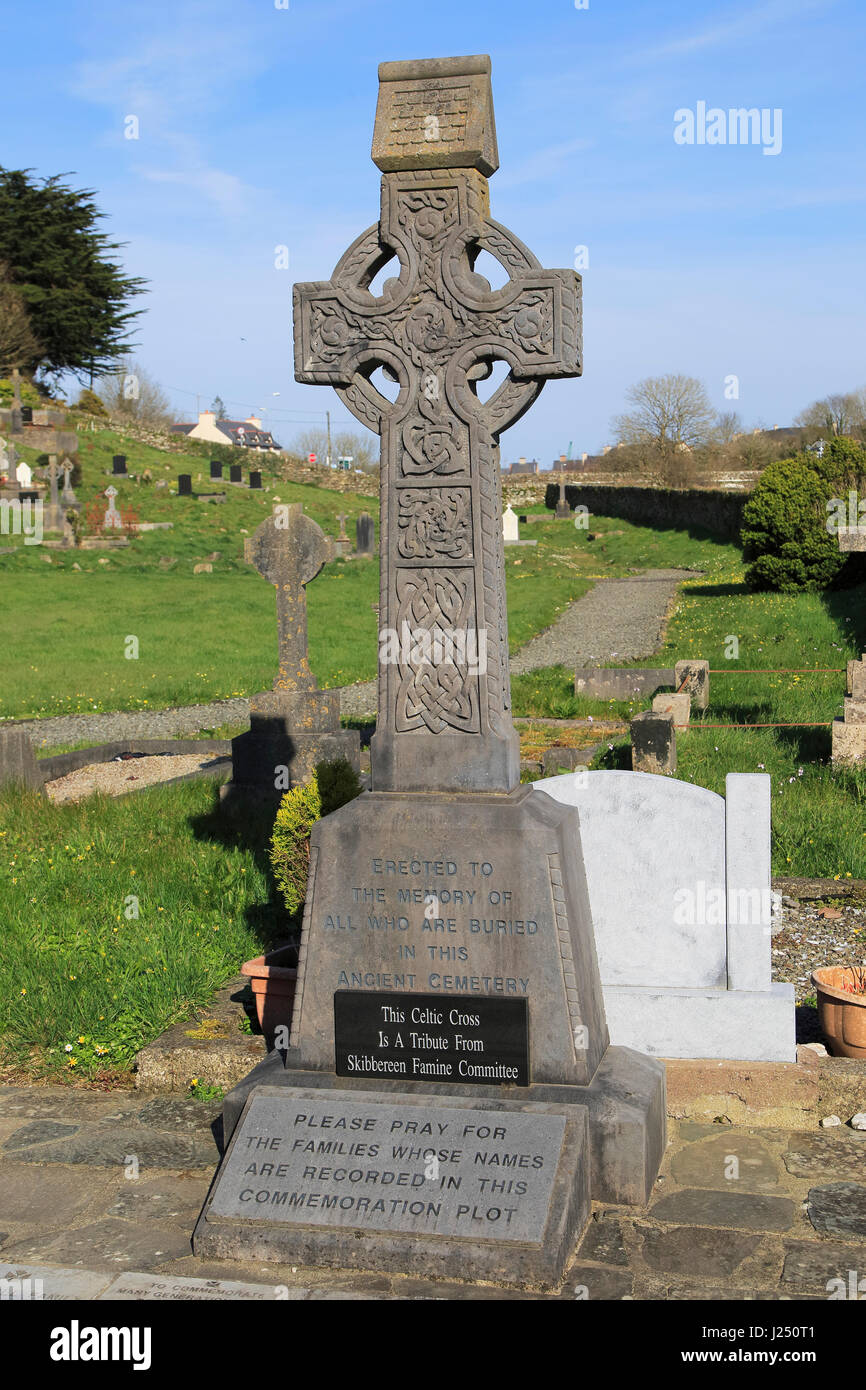 Patate irlandesi carestia memorial al cimitero Abbeystrewry, Skibbereen, County Cork, Irlanda, Repubblica Irlandese Foto Stock