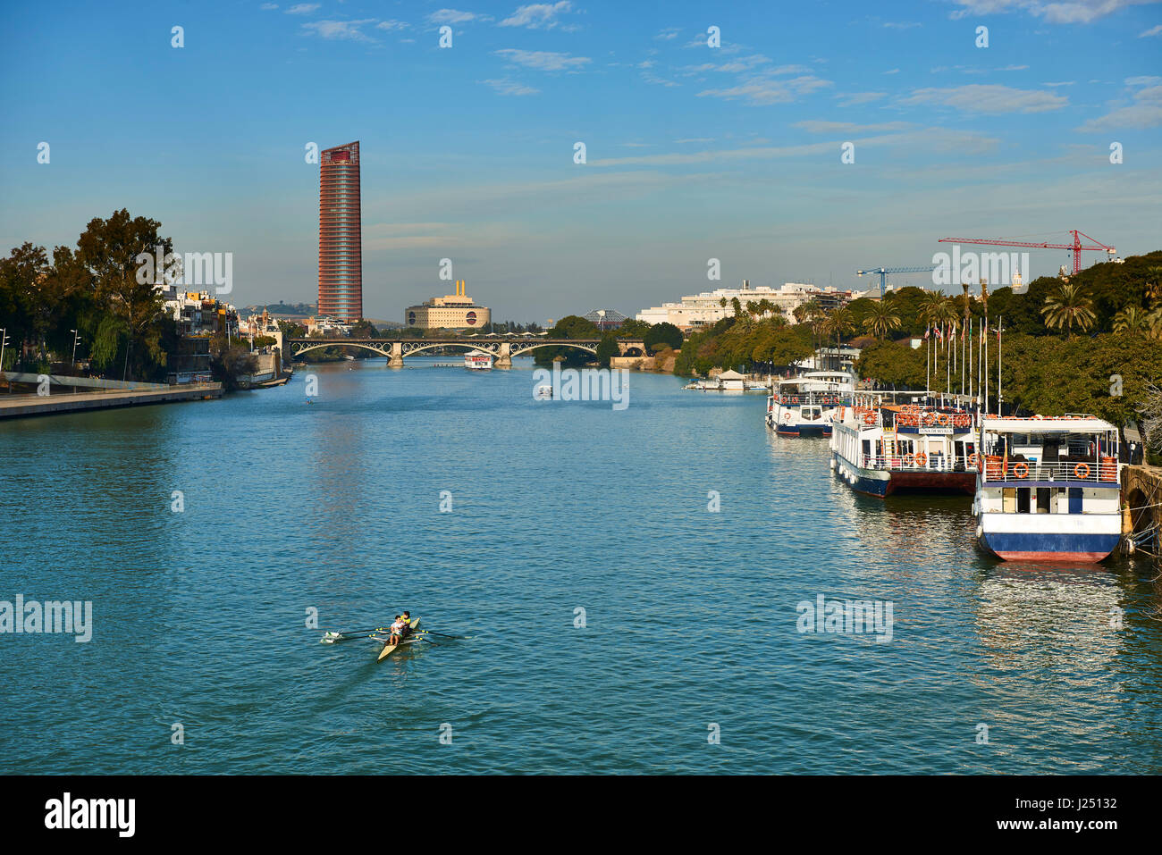 Il fiume Guadalquivir, Siviglia, in Andalusia, Spagna, Europa Foto Stock