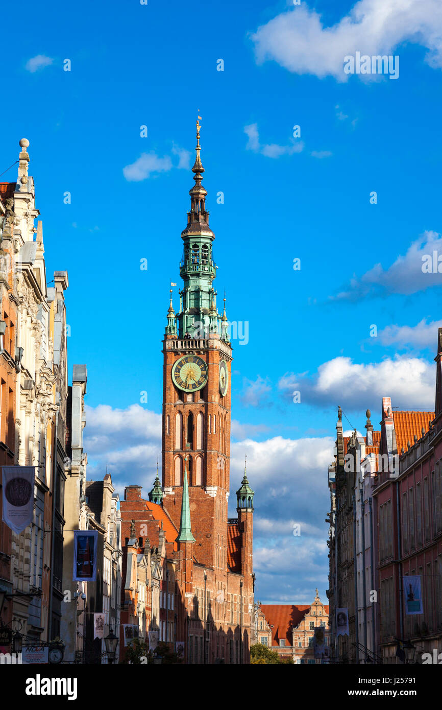Long Lane e il Municipio di Gdansk, Polonia Foto Stock