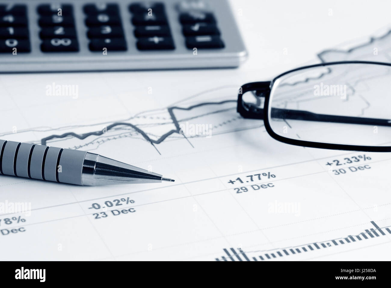 Il mercato azionario grafici e tabelle analisi Foto Stock