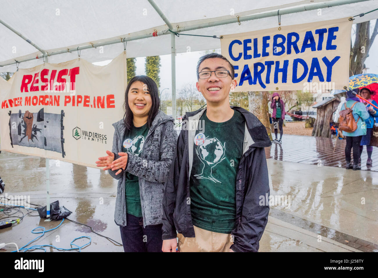 La giornata della terra parata e Festival, organizzato da "Gioventù per la giustizia climatica ora' (Y4CJN), Vancouver, British Columbia, Canada Foto Stock