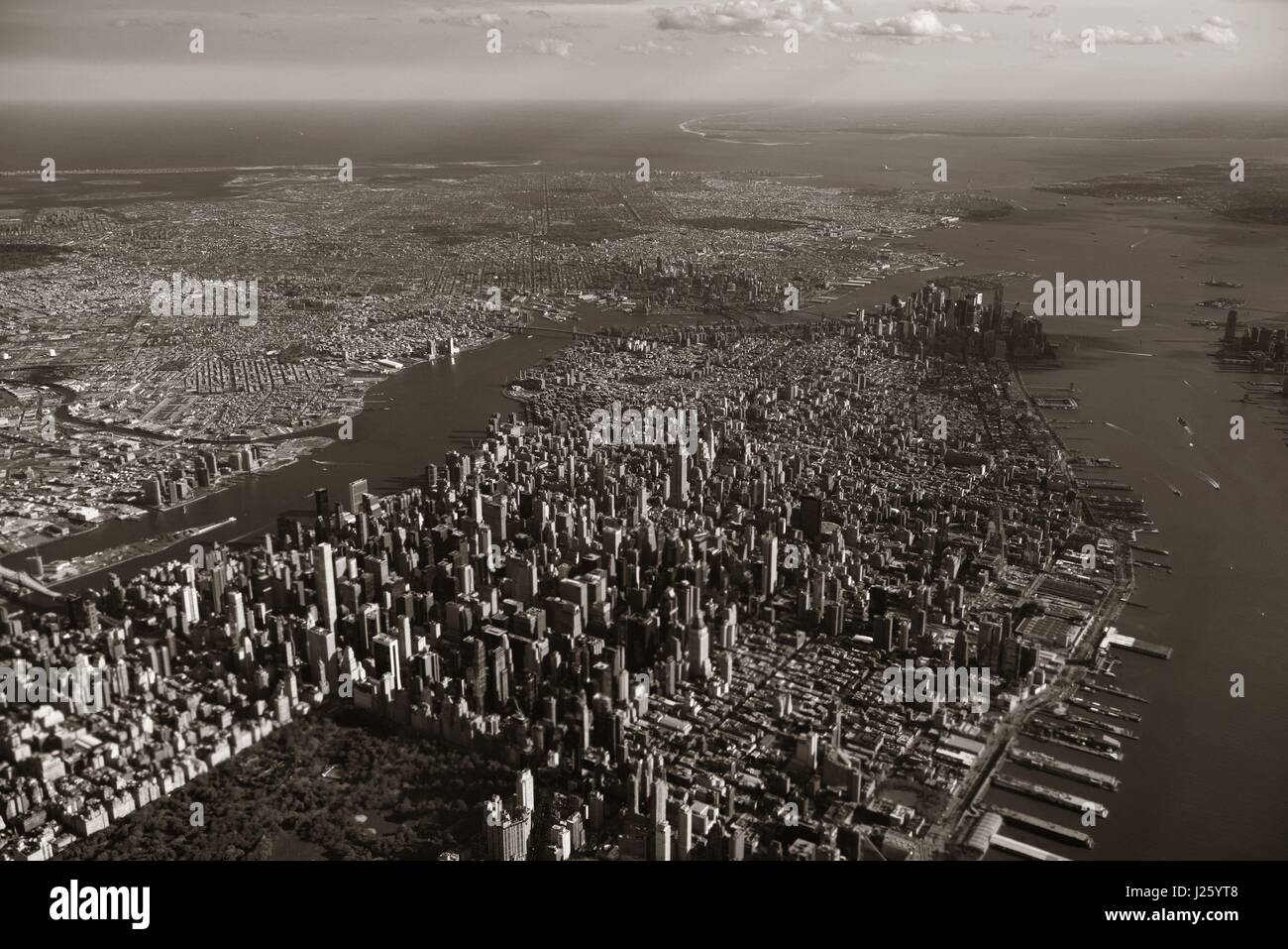 Vista aerea della città di New York in bianco e nero Foto Stock