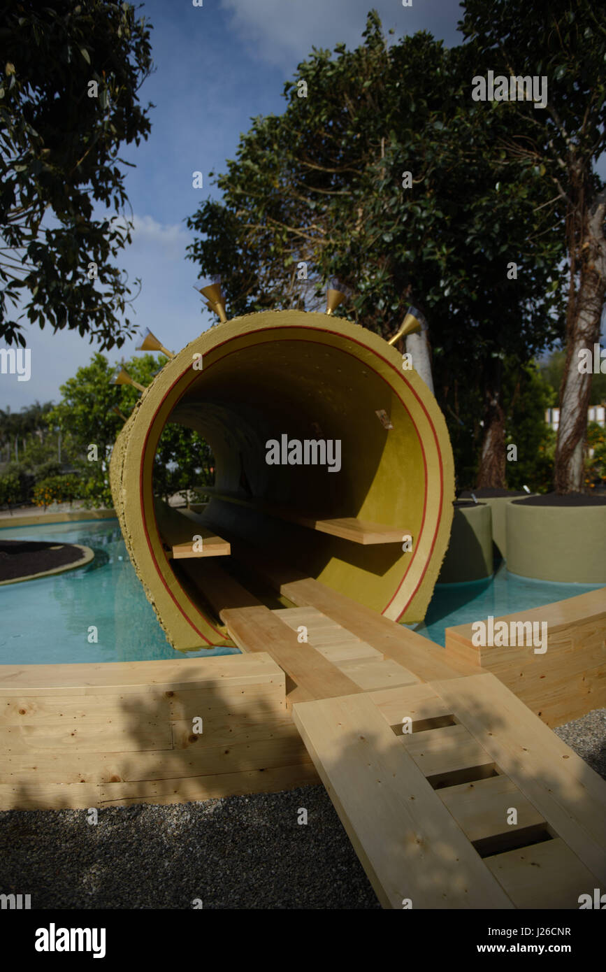 L'installazione di verde di Stefano Passerotti al Giardino Radicepura Festival è intitolato Evaporazione mediterranea. Si tratta di una riflessione sulla corrente st Foto Stock