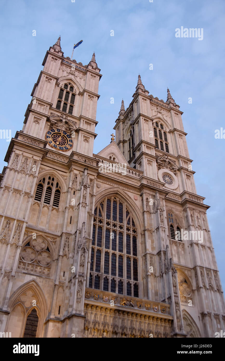 La facciata occidentale dell'Abbazia di Westminster, Londra, Inghilterra, Regno Unito, Europa Foto Stock