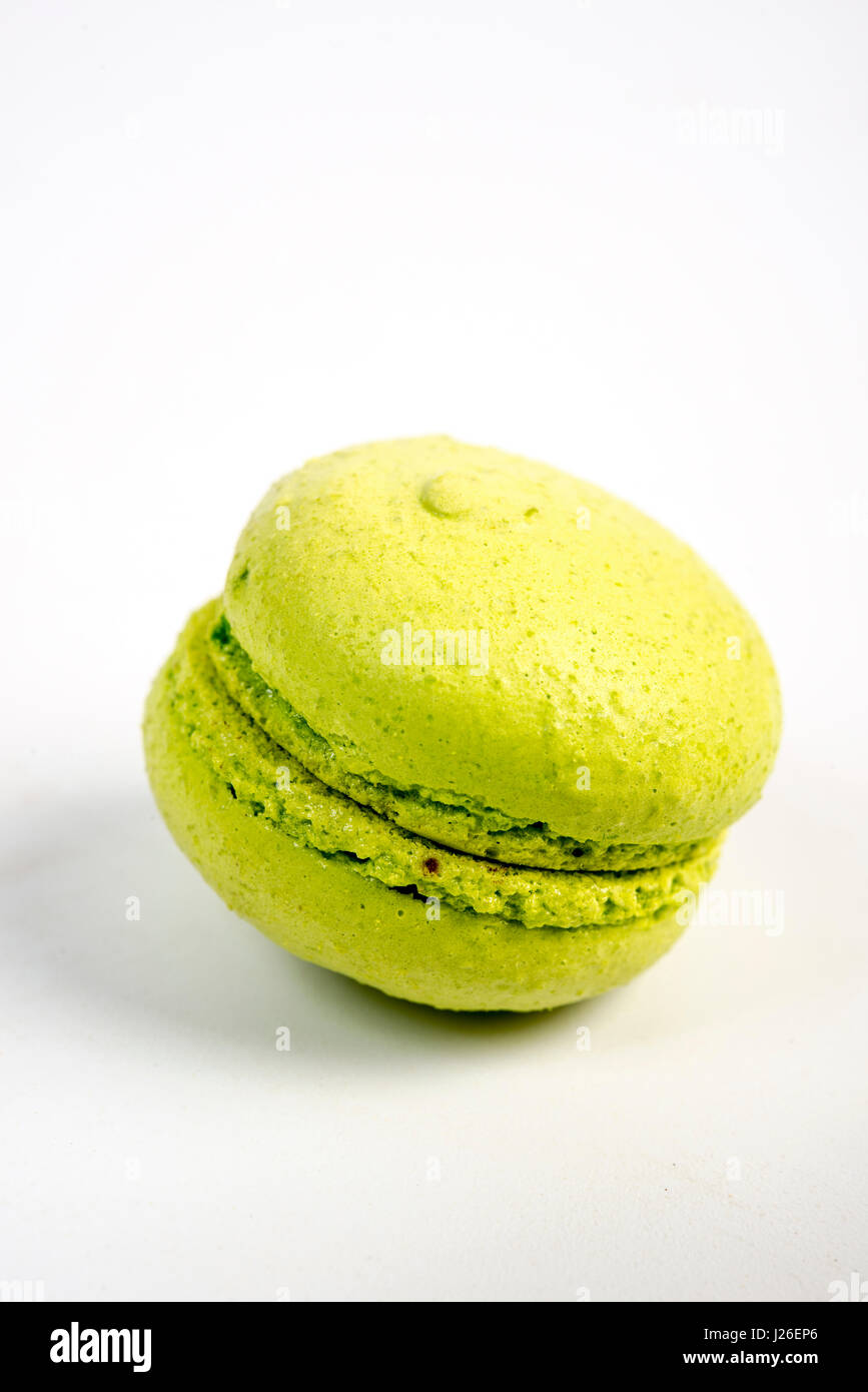 Verde Biscotto Amaretto isolato su bianco. Foto Stock