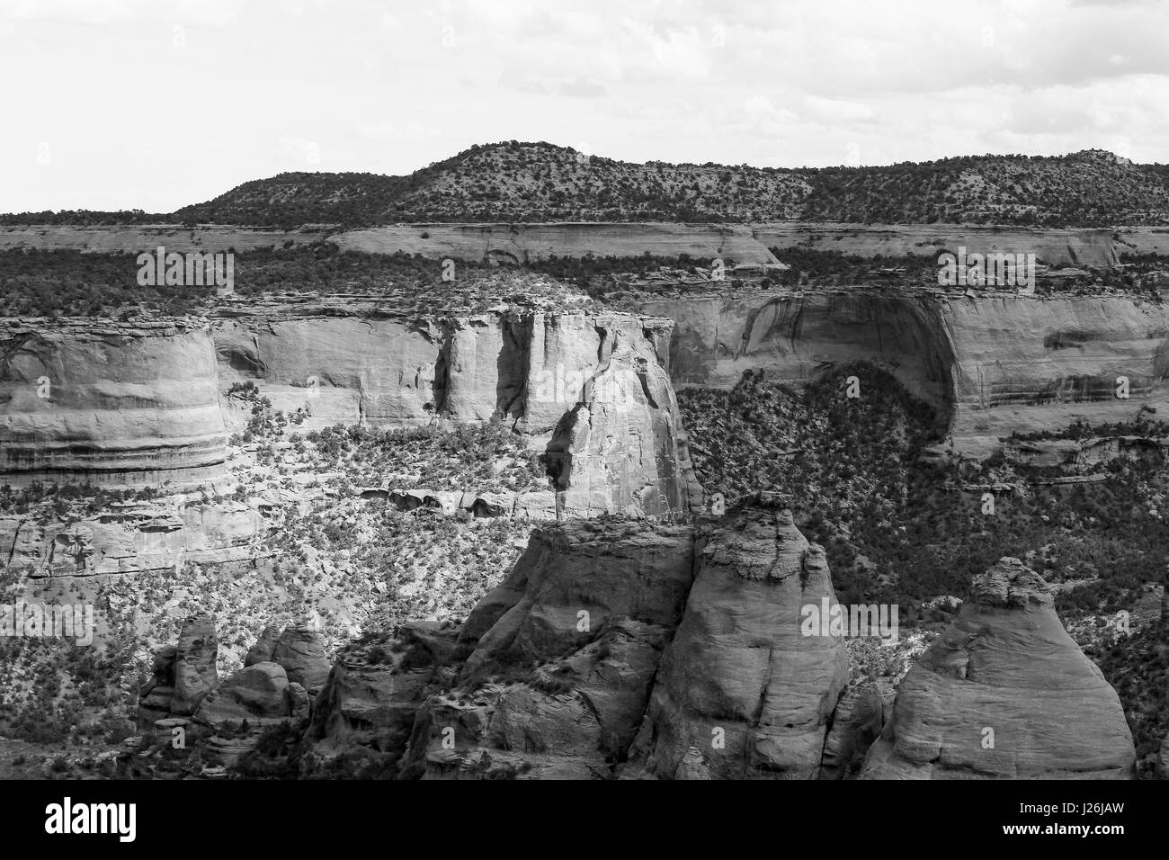 La formazione di roccia chiamati i forni a coke in Colorado National Monument. La foto è in bianco e nero. Foto Stock