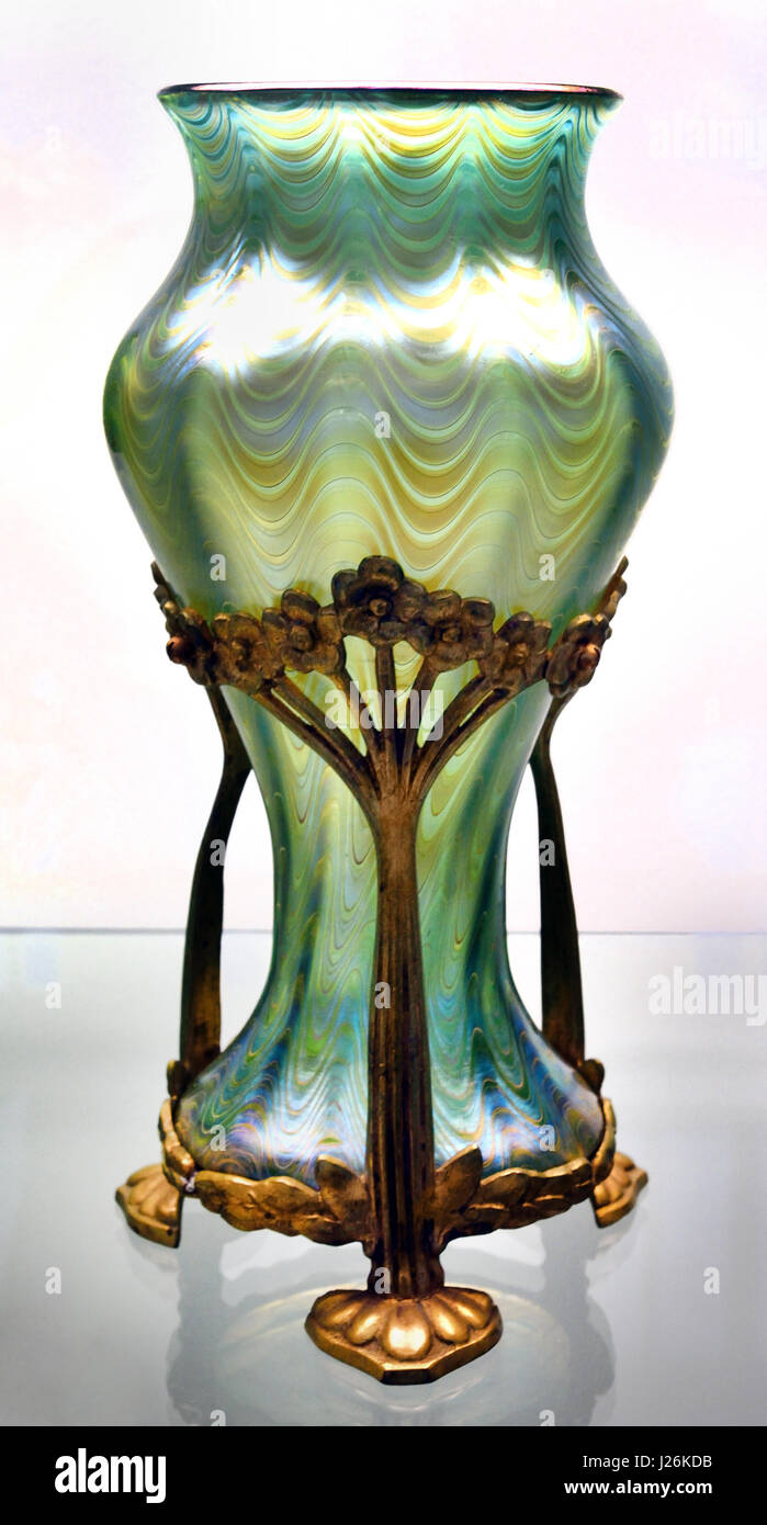 Vaso Decor Phaenomen 1900 da Joh. Loetz Witwe, (Gio. Lötz Witwe ) è stato un importante ramo fabbrica di vetro di Klostermühle, opere di Loetz sono tra i più straordinari esempi di art nouveau. Austrian , Austria. Foto Stock