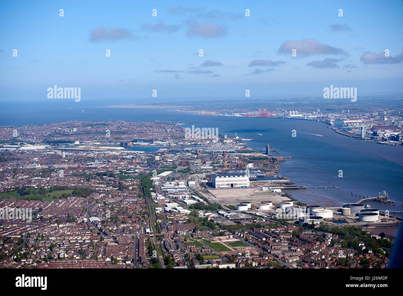 Una veduta aerea della bocca del Mersey estuario, North West England, Regno Unito Foto Stock