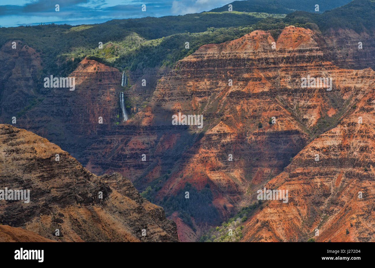 Kauai Hawaii scenic Waimea Canyon State Park scogliere rosso dal canyon di cui sopra Foto Stock