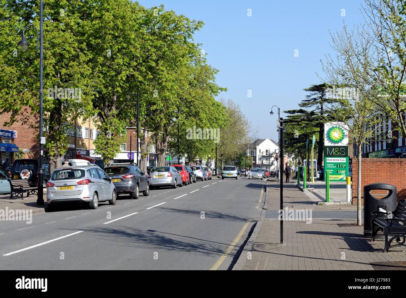 High Street Shepperton Surrey UK Foto Stock