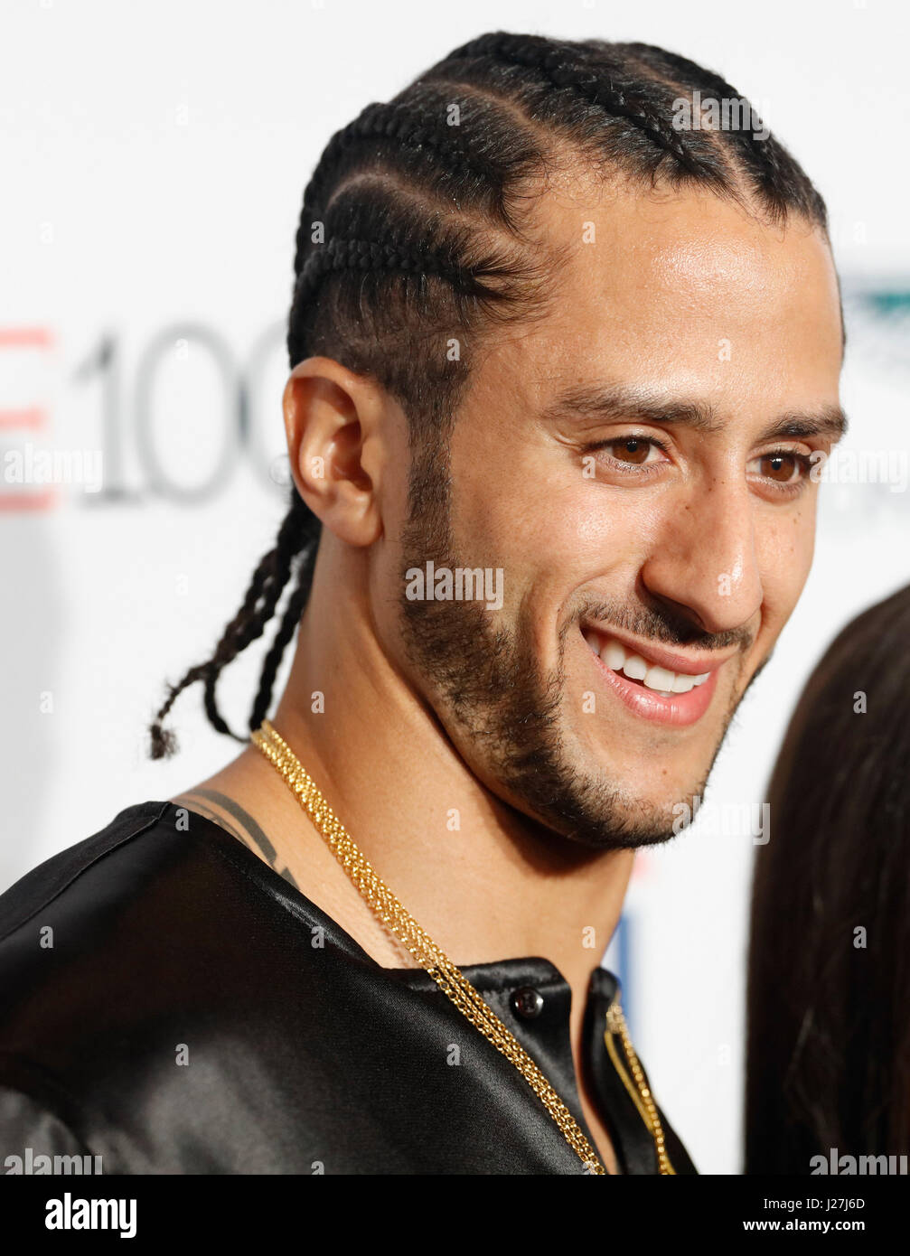 New York, Stati Uniti d'America. Xxv Aprile, 2017. Colin Kaepernick assiste il 2017 100 Tempo di gala al Jazz al Lincoln Center il 25 aprile 2017 a New York City. Credito: la foto di accesso/Alamy Live News Foto Stock