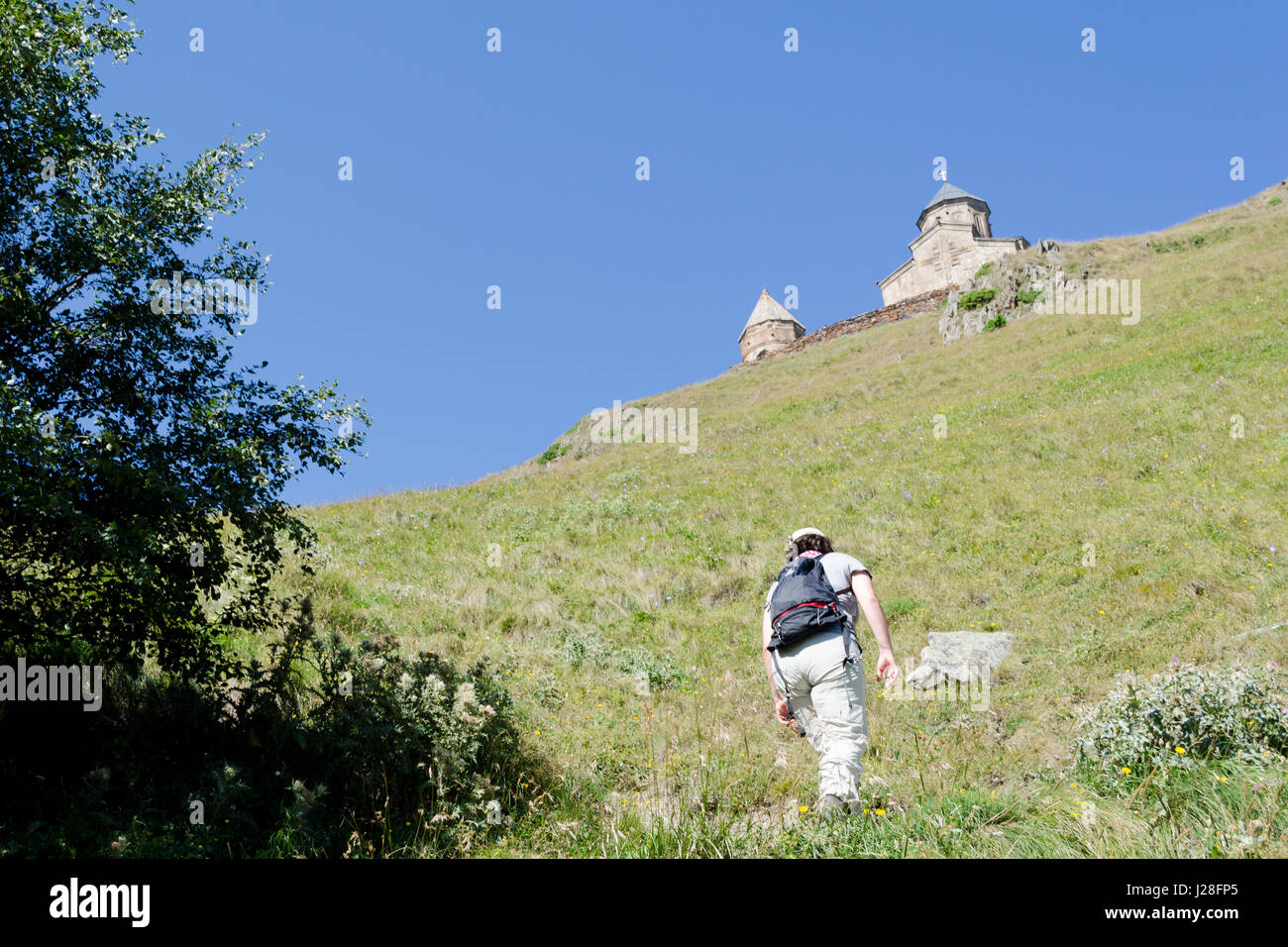 La Georgia, Mzcheta-Mtianeti, Stepanzminda, Tsminda Sameba, monastero, ripida salita al monastero di Gergeti Foto Stock